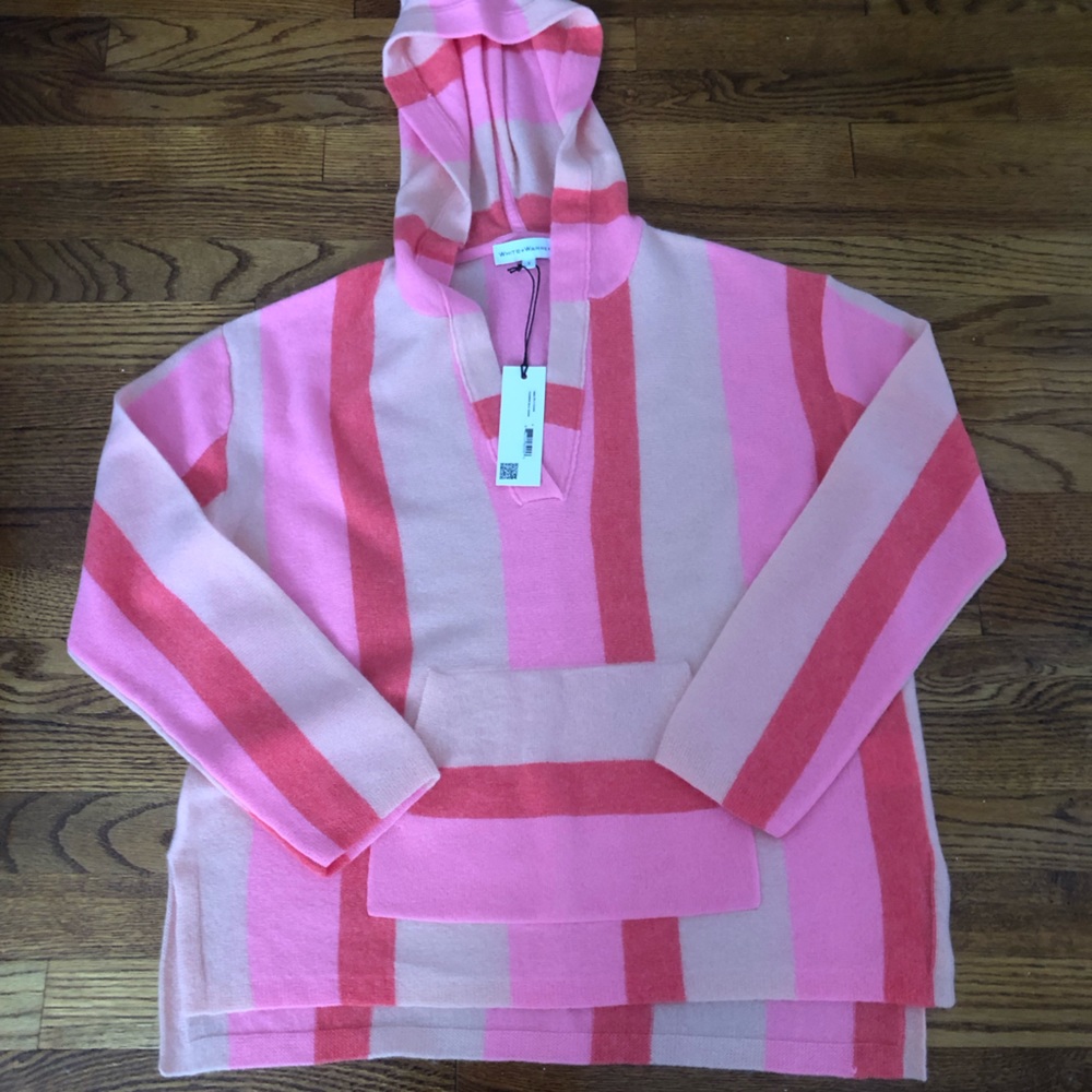NWT White & Warren stunning cashmere sweater!